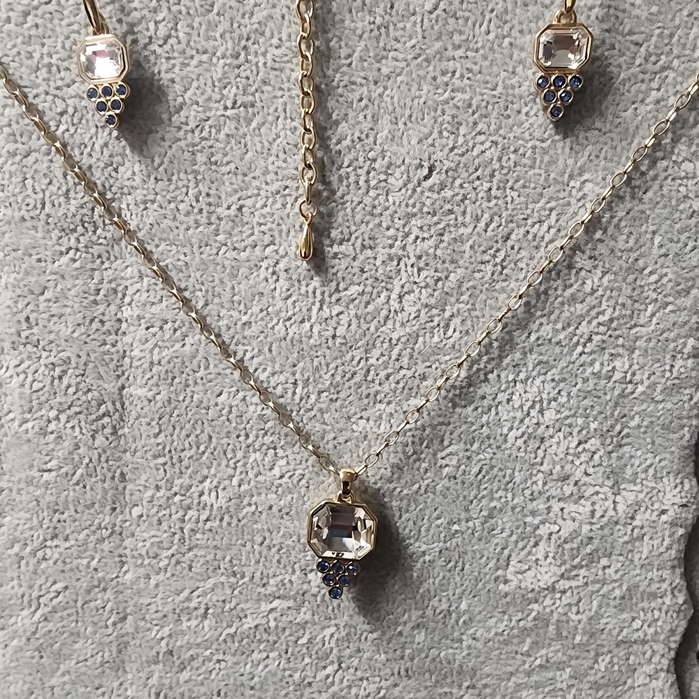 Gold and Blue Crystal Necklace Set